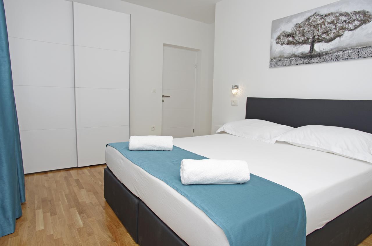 Besker Apartment Trogir Bagian luar foto